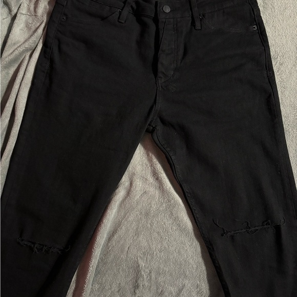 Never worn 🔥,Thick material 🥋,Slim fit so lower sizes can fit✅ - Picture 3 of 7